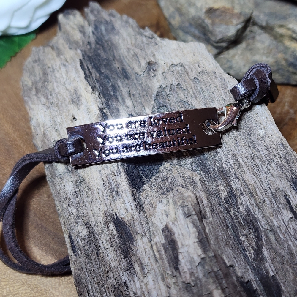 Inspirational Bracelet with Brown Leather Strap And Silver Toned Clasp